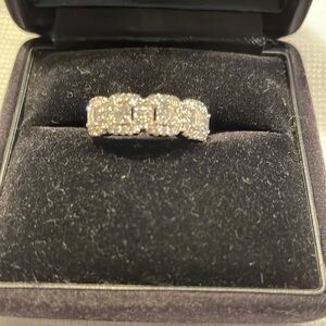 18K Asher-cut diamonds ring